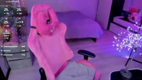 Snapshot of _black_fox__ chatting on 24, 1, 2025 Olivia Subscribe to my Fansly - online show from 24, 1, 2025