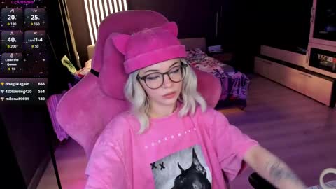 Olivia Subscribe to my Fansly -   online show from 17, 5, 2026