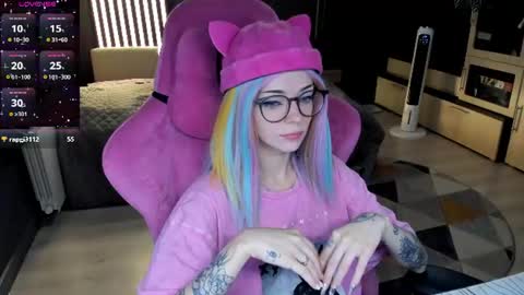 Snapshot of _black_fox__ chatting on 13, 7, 2026 Olivia Subscribe to my Fansly - online show from 13, 7, 2026