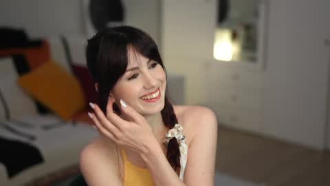 Lili online show from 5, 11, 2025