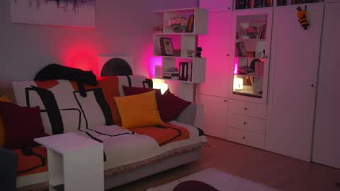 Lili online show from 17, 4, 2026