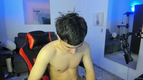 Snapshot of _blakee chatting on 1, 1, 2025 B L A K E online show from 1, 1, 2025