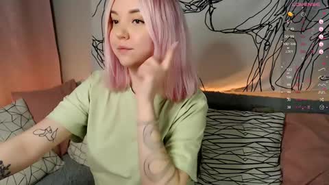 Elizabeth online show from 4, 3, 2025