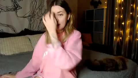 Elizabeth online show from 25, 7, 2026
