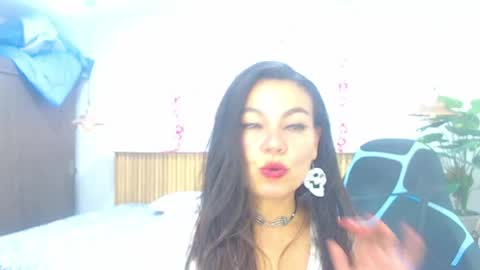 _bonnie__and_clyde online show from 16, 4, 2026