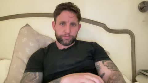 Snapshot of _british_hung_ chatting on 22, 5, 2026 UK BigThick Cock online show from 22, 5, 2026