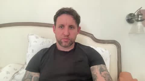Snapshot of _british_hung_ chatting on 4, 6, 2026 UK BigThick Cock online show from 4, 6, 2026