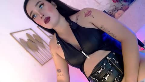 Caroline online show from 11, 2, 2026