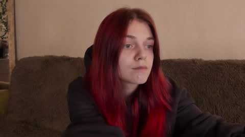 Caroline online show from 26, 10, 2025