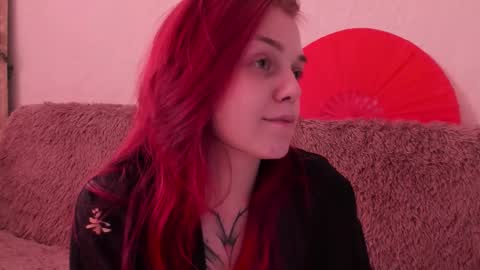 Caroline online show from 5, 2, 2026