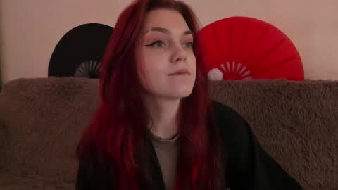 Caroline online show from 23, 4, 2026