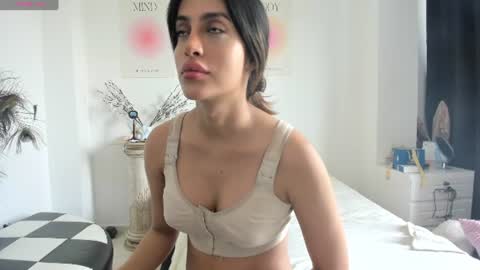 Snapshot of _cat_18 chatting on 2, 8, 2026 You can Call me Kitty Cat online show from 2, 8, 2026