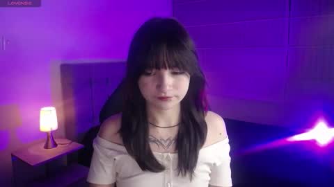 _charlotte_collins_ online show from 18, 12, 2025