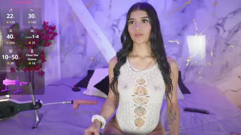 _charlotte_queen_ online show from 15, 4, 2026