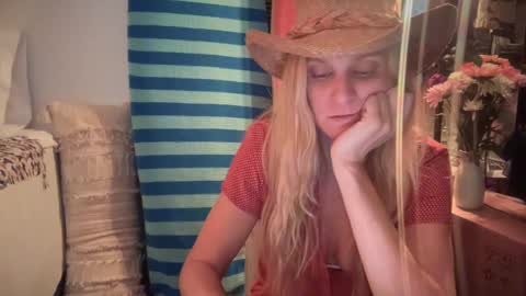 Chelsea xo online show from 1, 10, 2025