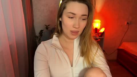 Snapshot of _chloe_miller_ chatting on 11, 5, 2026 _chloe_miller_ online show from 11, 5, 2026