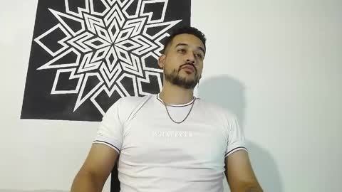 Snapshot of _christopher_dennis_ chatting on 19, 4, 2026 CRIS online show from 19, 4, 2026