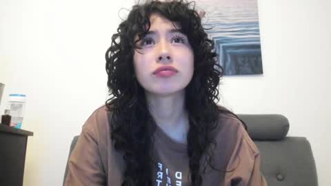 Snapshot of _cookiegirls_ chatting on 17, 10, 2025 Chloe and Sky online show from 17, 10, 2025