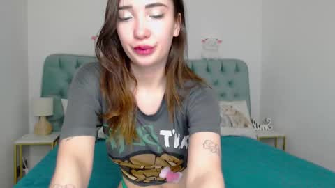 _cotton_candyy online show from 17, 12, 2025