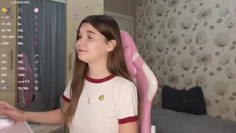 _cute_ice online show from 8, 10, 2025