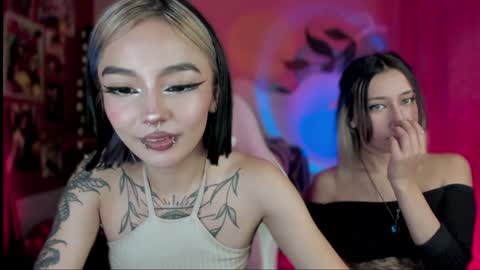 Snapshot of _darkkitty_ chatting on 27, 12, 2024 paula online show from 27, 12, 2024