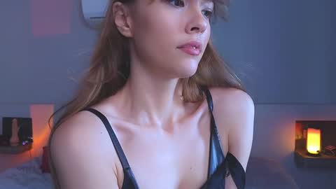 DemiDee online show from 31, 12, 2024