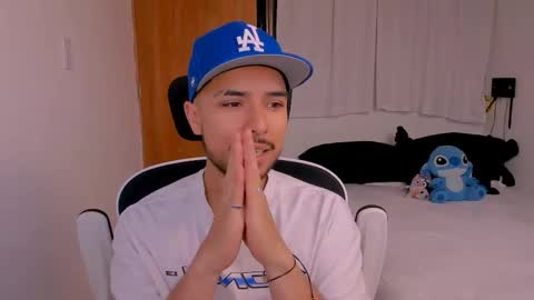Snapshot of _dilan__ chatting on 30, 9, 2025 Dilan online show from 30, 9, 2025