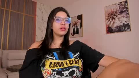 Abril online show from 11, 4, 2026