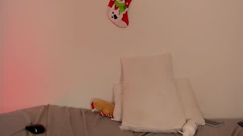 Snapshot of _elizabeth_21 chatting on 15, 12, 2024 Elizabeth online show from 15, 12, 2024