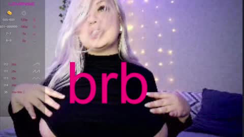 chloue and Gretta online show from 22, 12, 2024