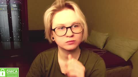 chloue and Gretta online show from 13, 1, 2025