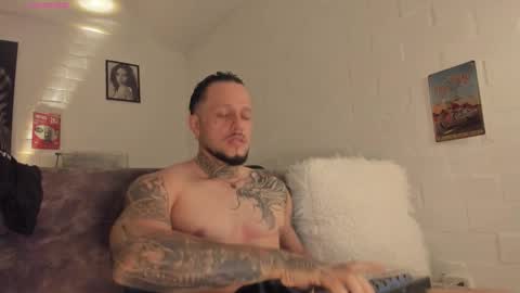 Emilio online show from 9, 3, 2026