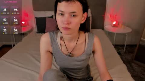 _emily__strike_ online show from 12, 10, 2025