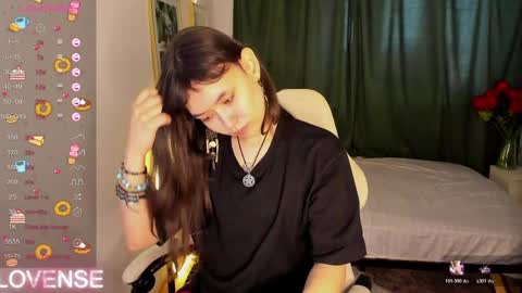 _emily__strike_ online show from 9, 4, 2026