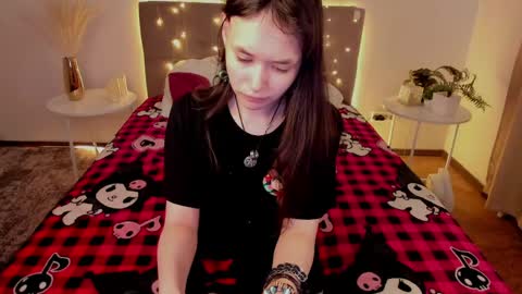 _emily__strike_ online show from 18, 5, 2026