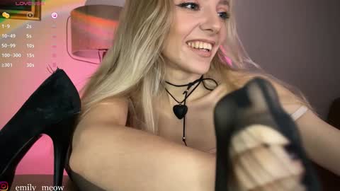 Snapshot of _emily__sweety_ chatting on 21, 12, 2024 Emily online show from 21, 12, 2024