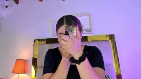 Isabella online show from 9, 1, 2025