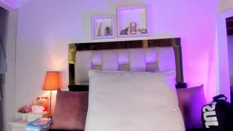 Isabella online show from 10, 1, 2026