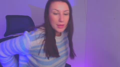 Emma online show from 22, 12, 2024