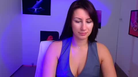 Emma online show from 3, 2, 2025