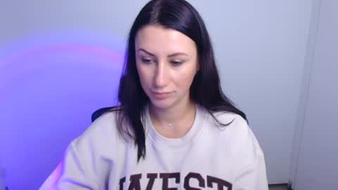 Emma online show from 9, 10, 2025