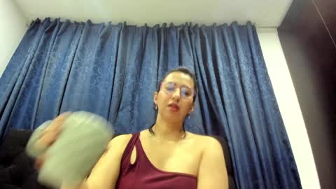 Snapshot of _emma_loyd_ chatting on 3, 12, 2024 Emma online show from 3, 12, 2024