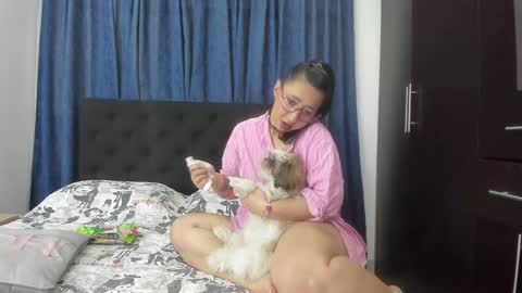 Snapshot of _emma_loyd_ chatting on 3, 1, 2025 Emma online show from 3, 1, 2025