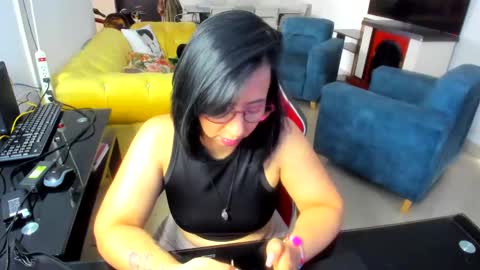 Snapshot of _emma_loyd_ chatting on 24, 1, 2025 Emma online show from 24, 1, 2025