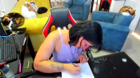 Snapshot of _emma_loyd_ chatting on 3, 2, 2025 Emma online show from 3, 2, 2025