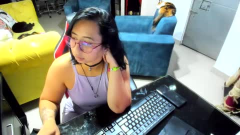 Snapshot of _emma_loyd_ chatting on 3, 2, 2025 Emma online show from 3, 2, 2025