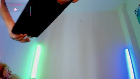 Snapshot of _emmaruiz chatting on 28, 7, 2026 Emma online show from 28, 7, 2026