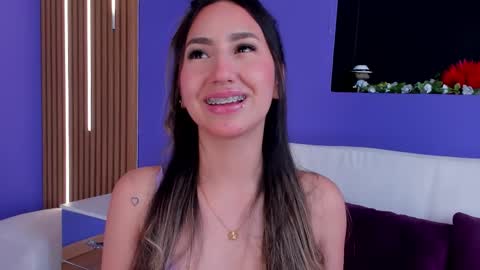 _emmawalka online show from 25, 11, 2025