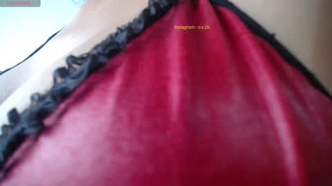  Exa help me position myself with your thumb up thanks  online show from 26, 1, 2025