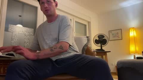 Snapshot of _fickerr chatting on 3, 6, 2026 _fickerr online show from 3, 6, 2026